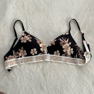 PINK Wear Everywhere Wireless Bra